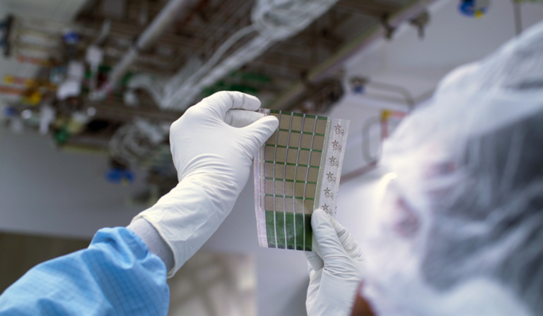 La nuova tecnologia fotovoltaica sviluppata dal MIT La nuova tecnologia fotovoltaica sviluppata dal MIT