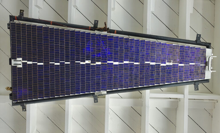 Un fotovoltaico per lo Spazio più economico è possibile Un fotovoltaico per lo Spazio più economico è possibile